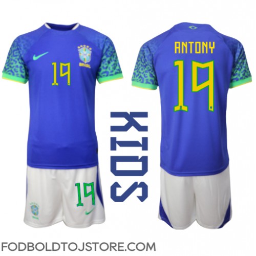 Brasilien Antony #19 Udebanesæt Børn VM 2022 Kortærmet (+ Korte bukser)